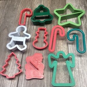 Lot of 10 Christmas Holiday Cookie Cutters, Plastic, Assorted Shapes Sizes